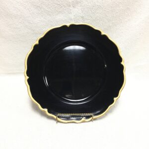 Charger plate- Black w/gold rim